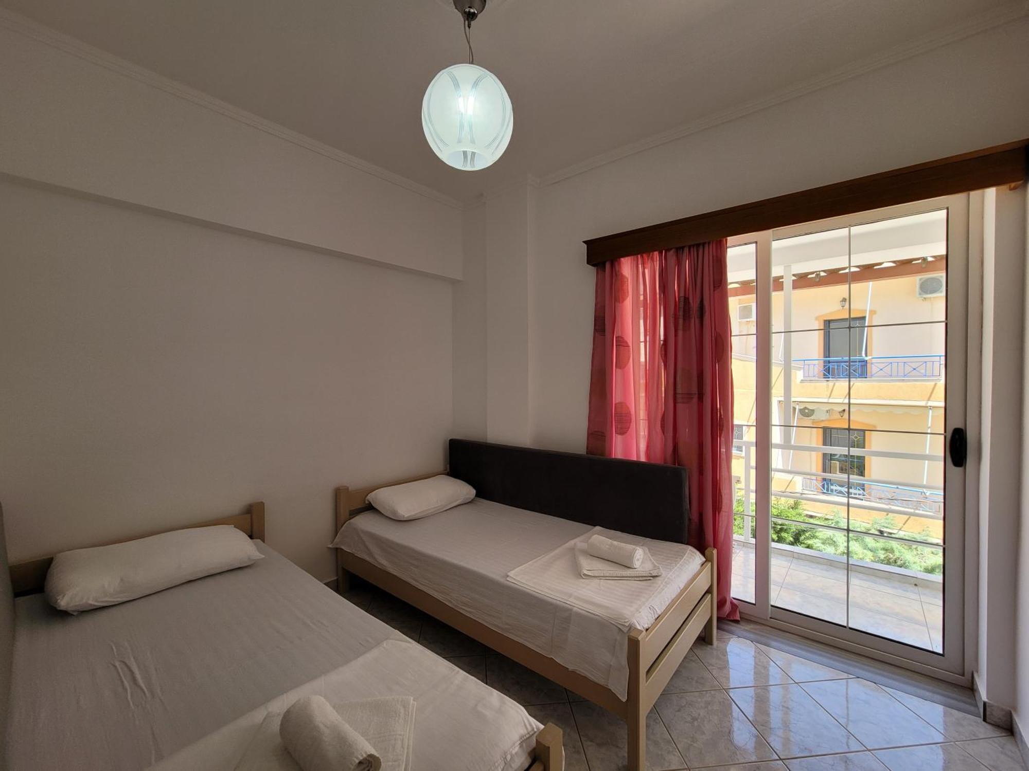City Center Gjordeni Apartments Ksamil Ngoại thất bức ảnh
