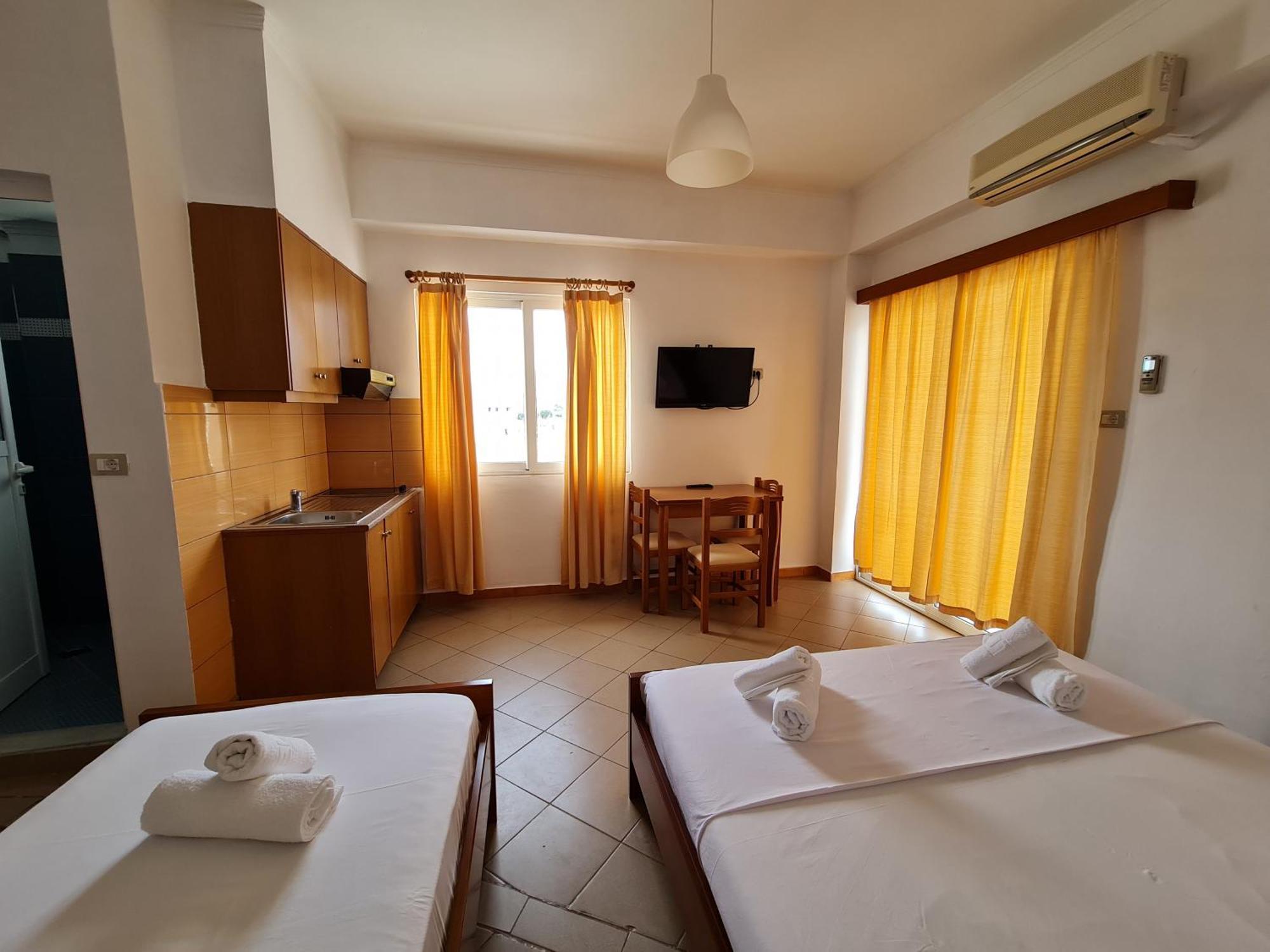 City Center Gjordeni Apartments Ksamil Ngoại thất bức ảnh