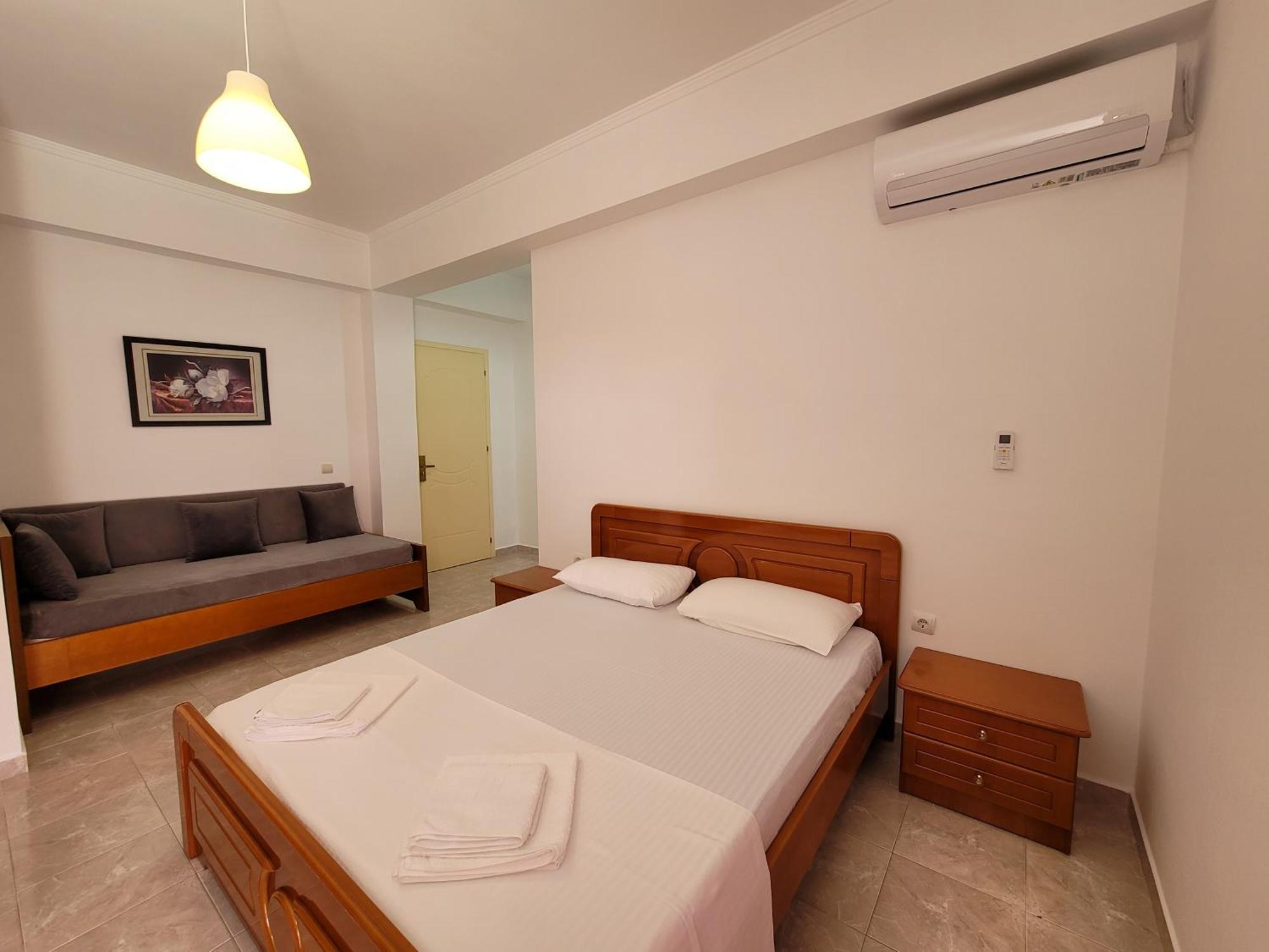 City Center Gjordeni Apartments Ksamil Ngoại thất bức ảnh