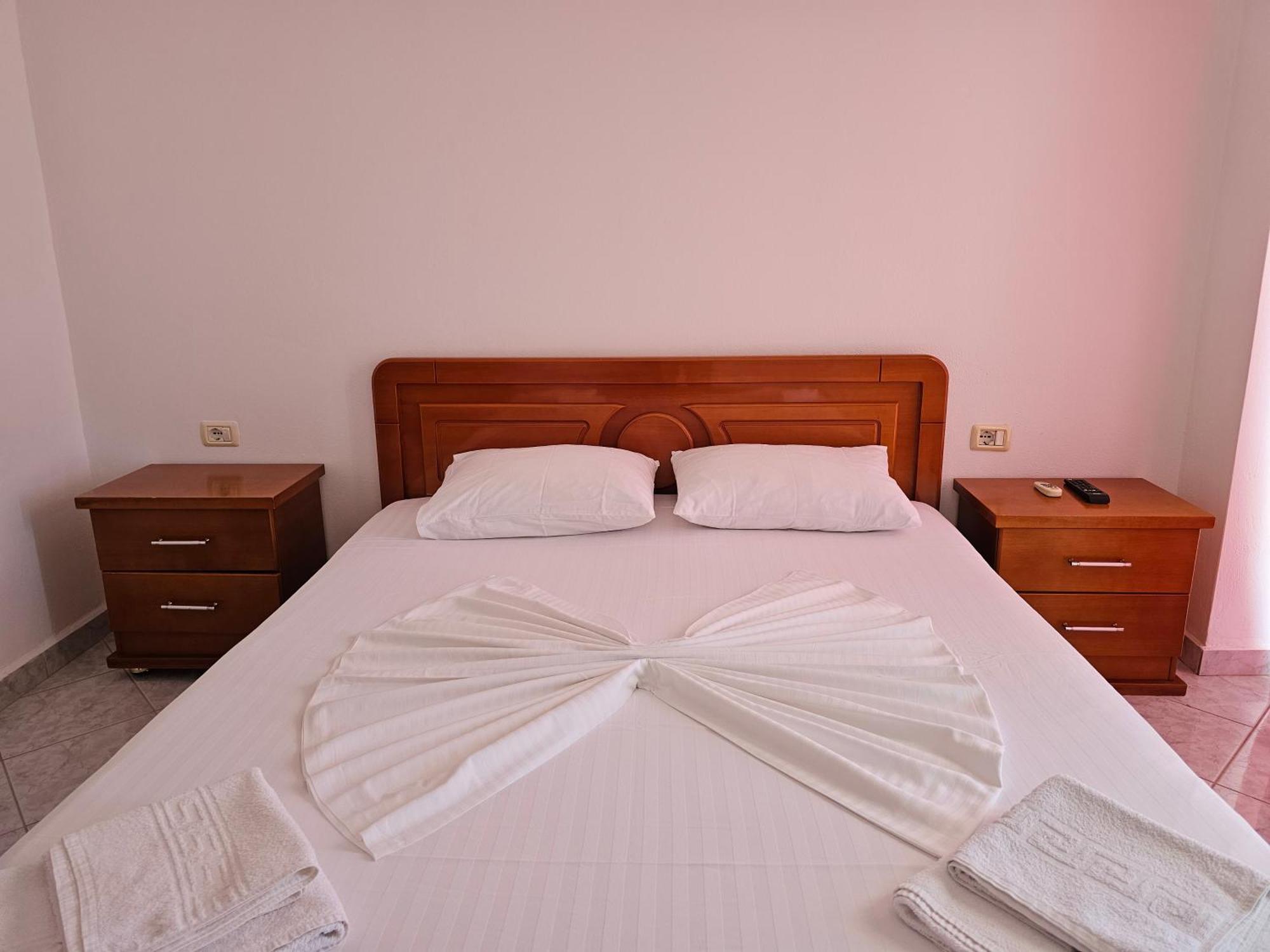 City Center Gjordeni Apartments Ksamil Ngoại thất bức ảnh