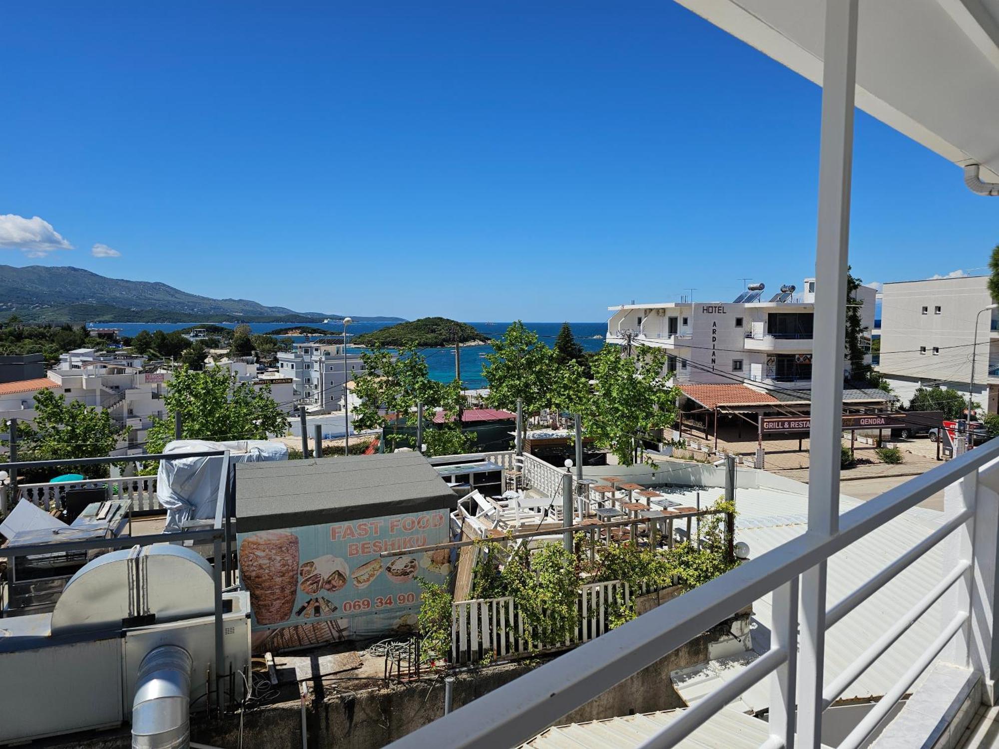 City Center Gjordeni Apartments Ksamil Ngoại thất bức ảnh
