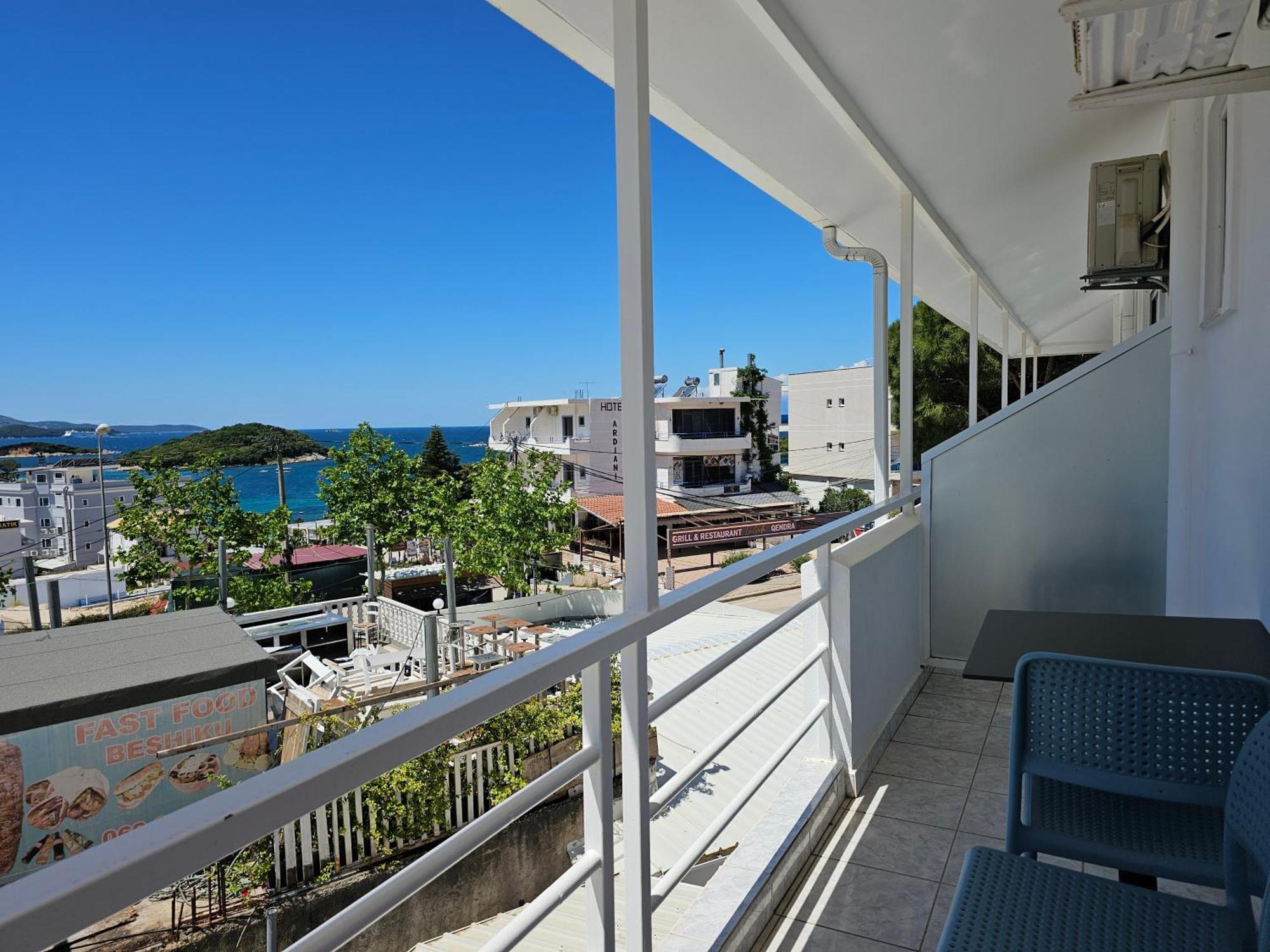 City Center Gjordeni Apartments Ksamil Ngoại thất bức ảnh